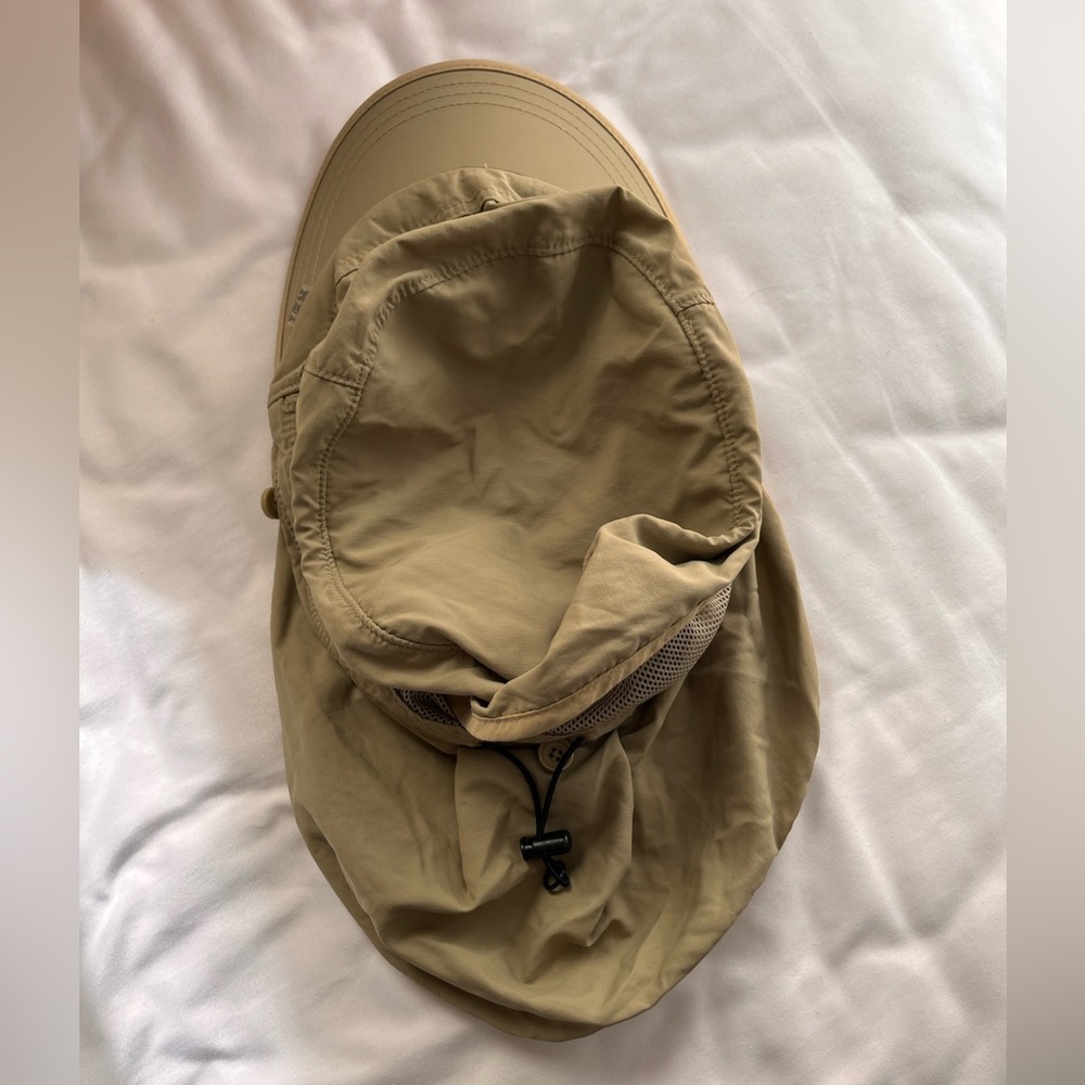 Rei sun hat with neck shield